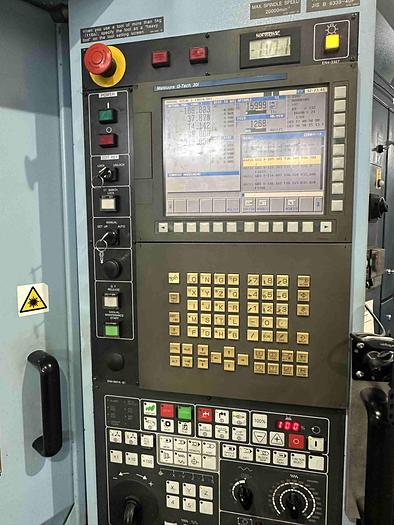 Used 2004 Matsuura MAM72-25V Machining Centre