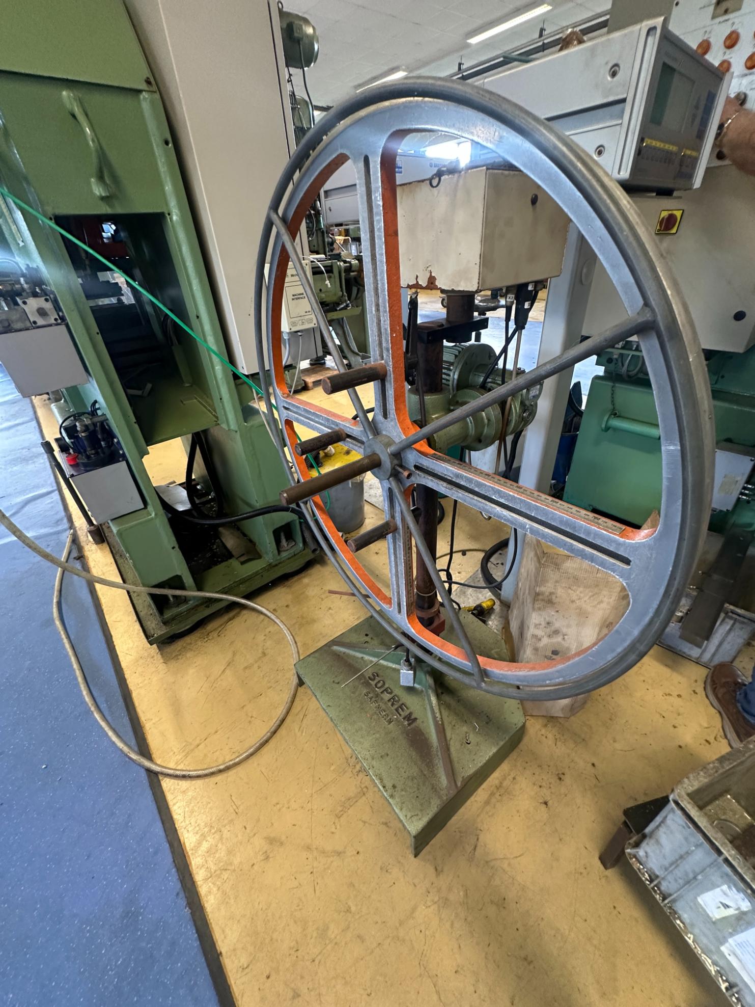 Used 2001 Presse Ross 40V-4 40 Ton Mechanical Press for Sale