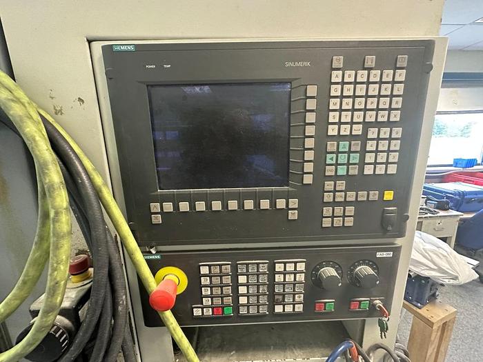 Used 2007 XYZ  710 VMC Vertical Machining Centre