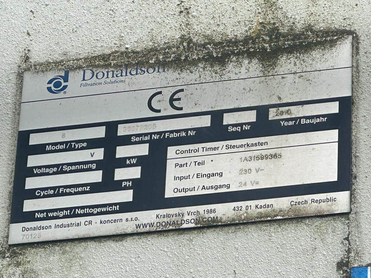 Used Donaldson DFO-3-18R Industrial Extraction System – Complete with Ducting, Fan & Controls