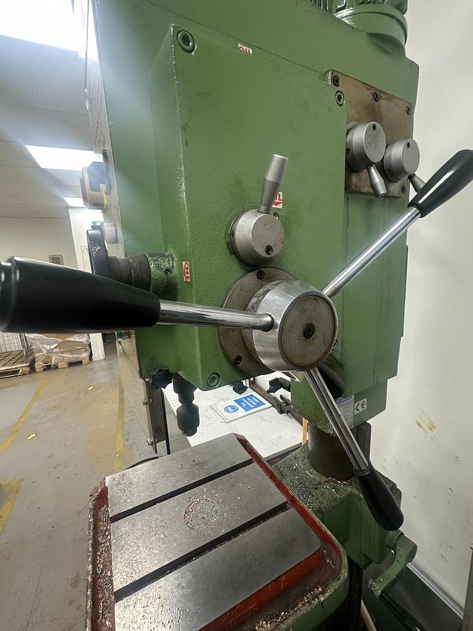 Used 1998 Sahinler BS 42 Pedestal Drill