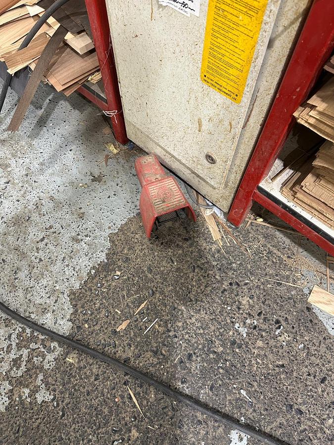 Used 2002 Kuper Fw/J 920 Zig Zag Veneer Splicing Machine