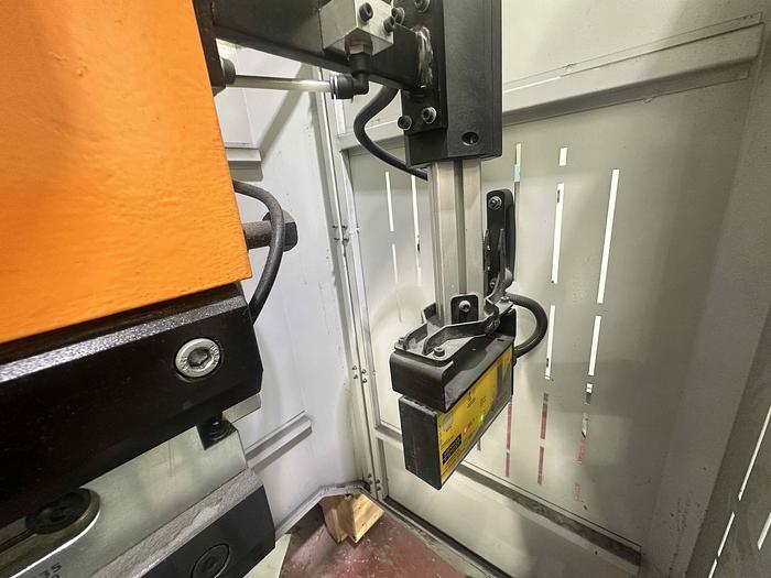Used 2011 Ermaksan Speed Bend EVO 3100x135 CNC Pressbrake
