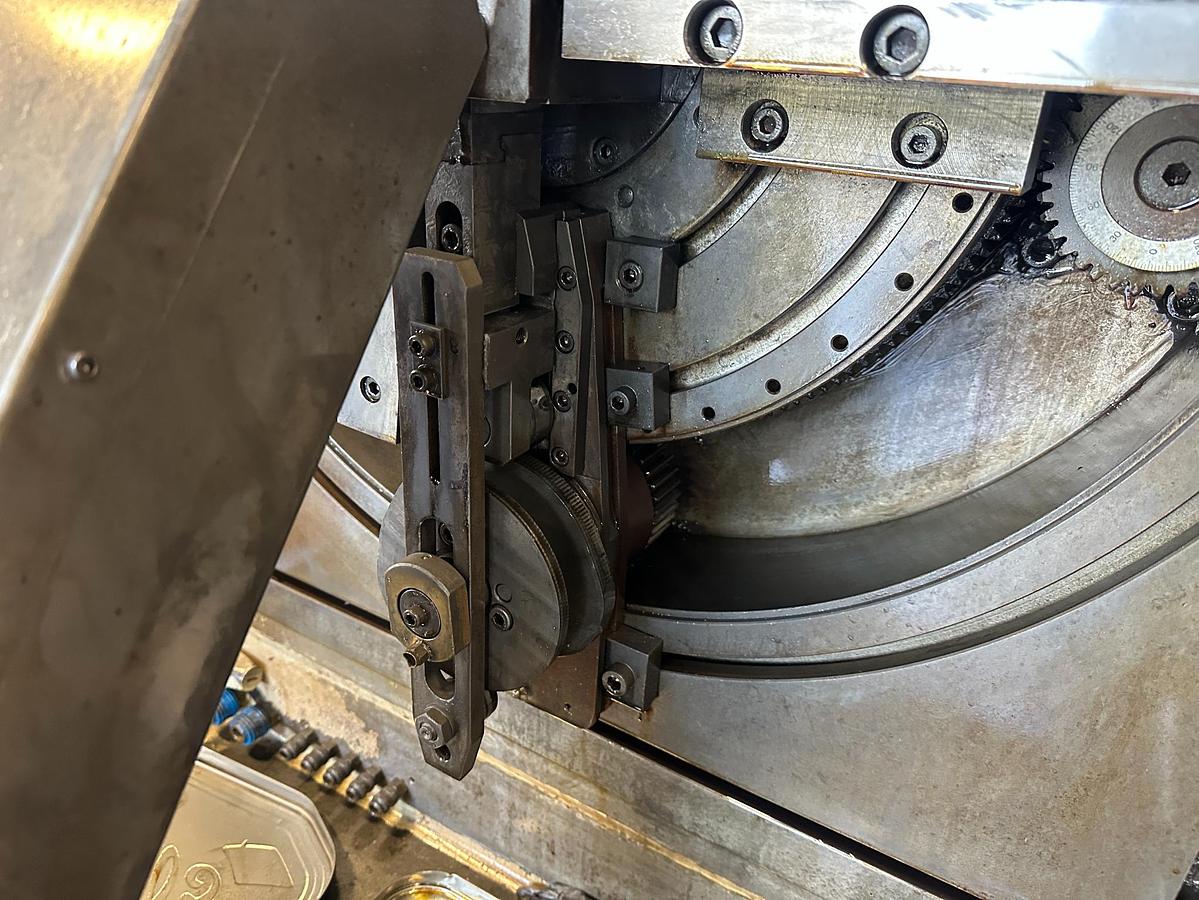 Used 1987 Finzer ZUB 250 Multislide Machine | 250kN 6 Slide