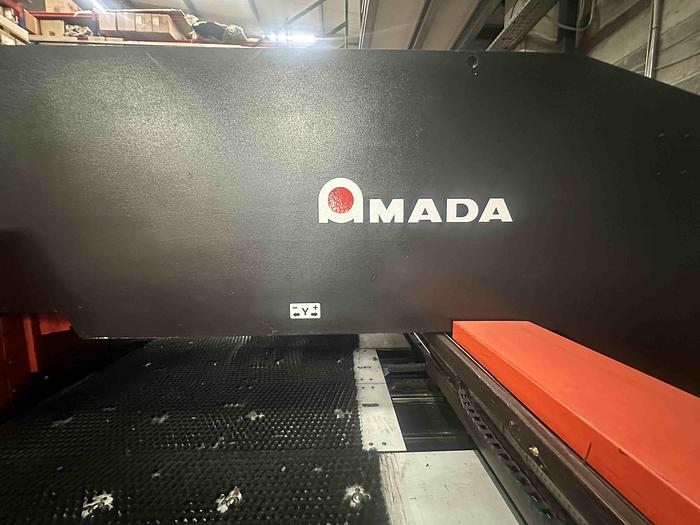 Used 2001 Amada Europe 255 Punching Machine