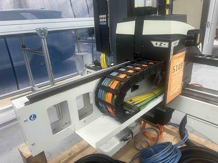 Used 2014 Engel Viper 20 Robot