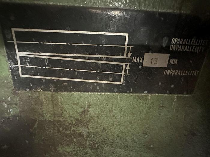 Used 1982 Roundo PS 310 Hydrualic Plate Rolls