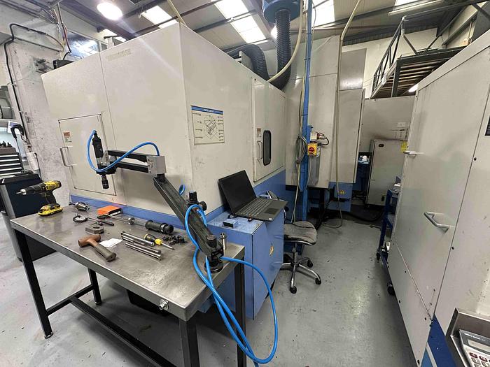 Used 2000 Mazak FJX-250 Vertical Machining Centre