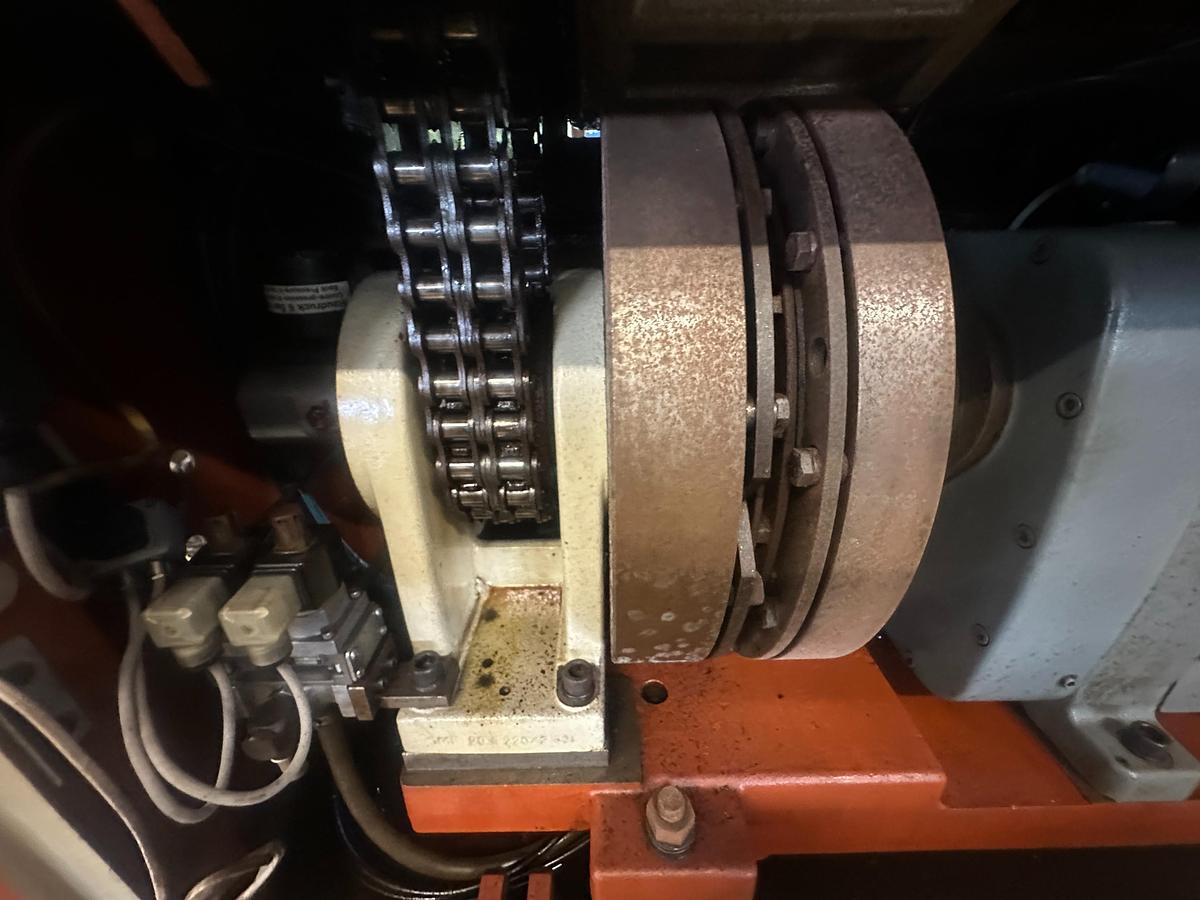 Used 1987 Finzer ZUB 250 Multislide Machine | 250kN 6 Slide