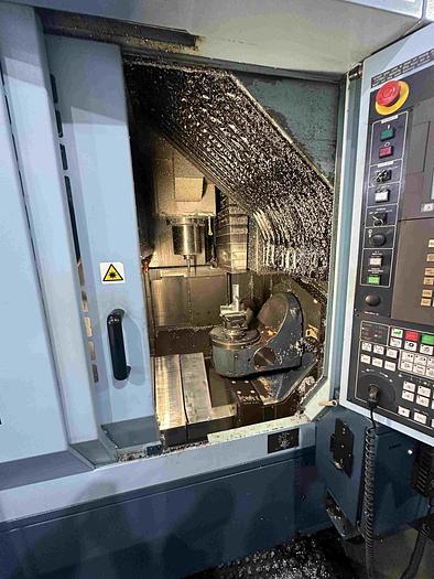 Used 2004 Matsuura MAM72-25V Machining Centre