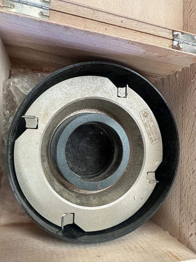 Used 2005 Griggio T220 Spindle Moulder with Comatic AF/34 Feeder