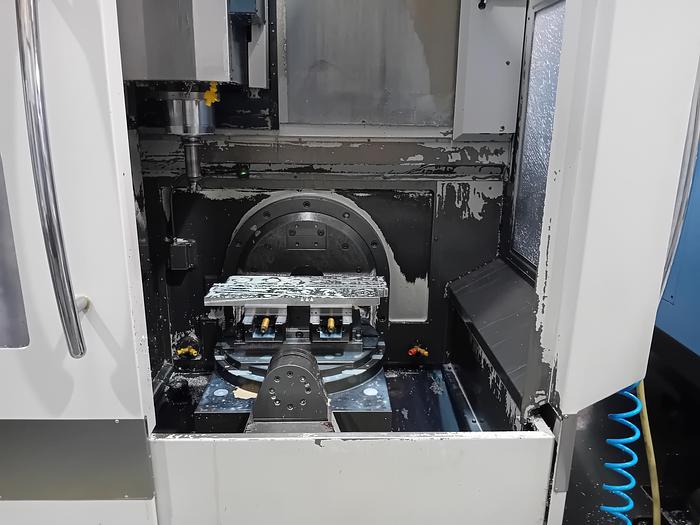 Used 2016 Spinner U5-620 5 Axis(4+1) Machining Centre