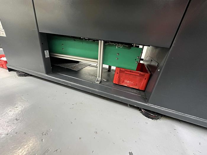 Used 2005 Demag System 60/420-80 Injection Moulding Machine