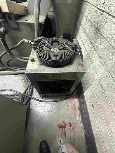 Used 2002 Deckel Maho DMU80T 5 Axis Machining Centre