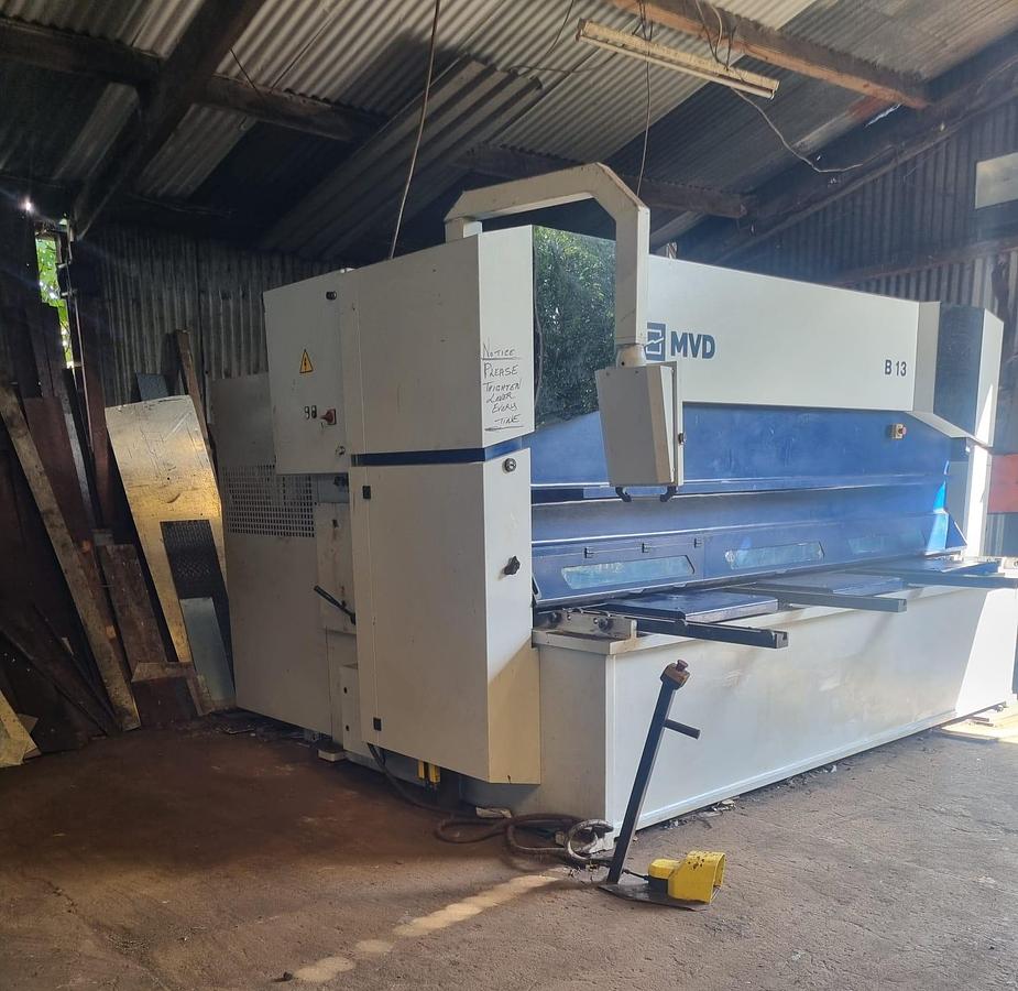 Used 2021 MVD B13-3100 Guillotine Shears – Elgo P40T CNC Control