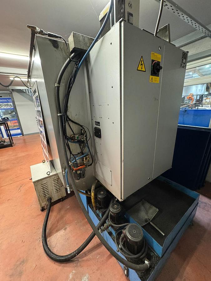 Used 2007 Dugard Eagle 450XP Mini Mill Vertical Machining Centre