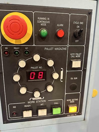 Used 2004 Matsuura MAM72-25V Machining Centre