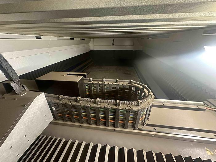 Used 2021 Trumpf Trulaser 1040 Fiber Laser Cutting Machine