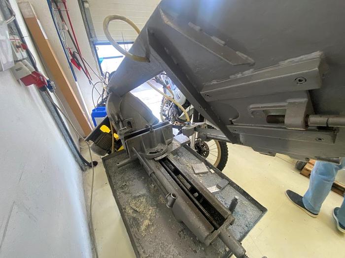 Used Startrite SM200 Horizontal Bandsaw