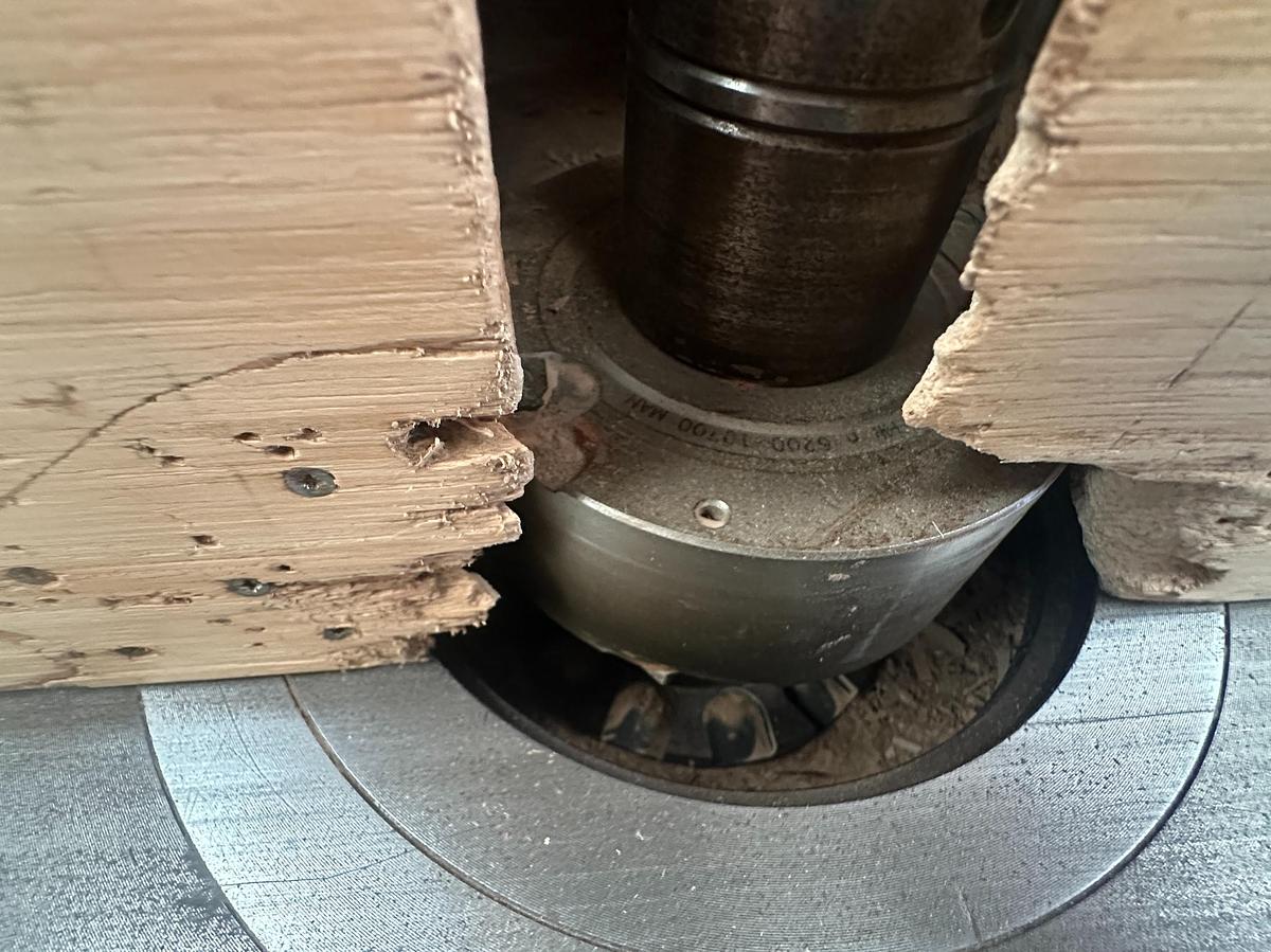 Used 2005 Griggio T220 Spindle Moulder with Comatic AF/34 Feeder