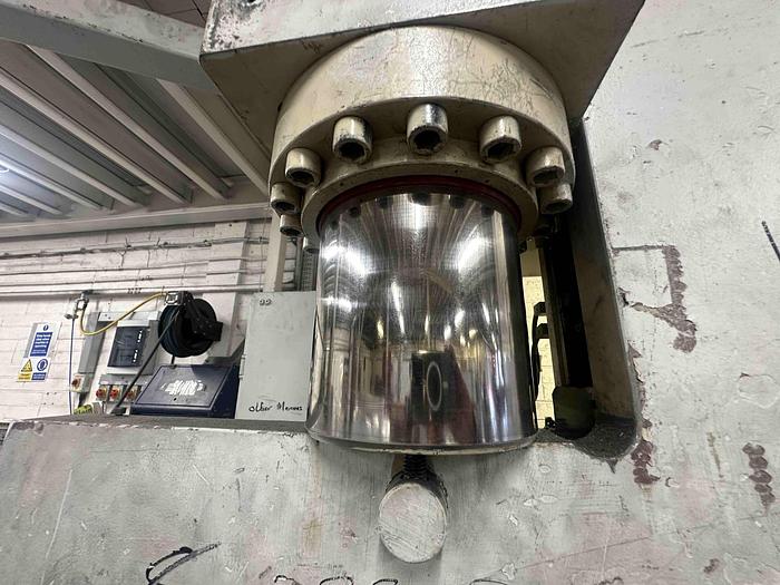 Used LVD 4m x 135T CNC Pressbrake