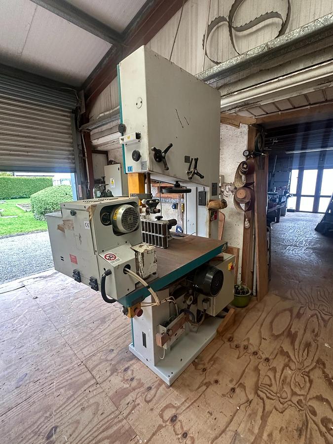 Used 2006 Griggio SNAC 740 RS3 Bandsaw with Feeder