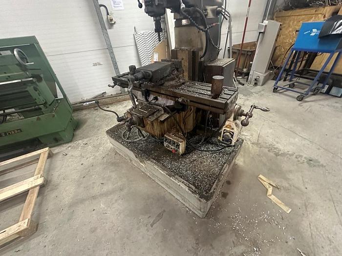 Used Bridgeport Series 1 BR2J Manual Turret Milling Machine