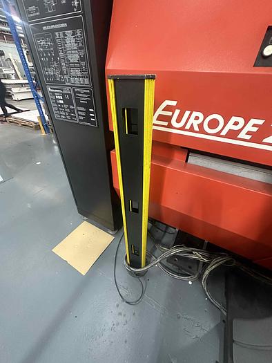 Used 2001 Amada Europe 255 Punching Machine