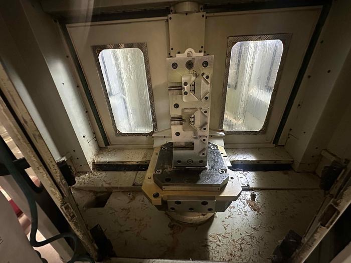 Used 2002 Mitsui Seiki HU40A Horizontal Machining Centre