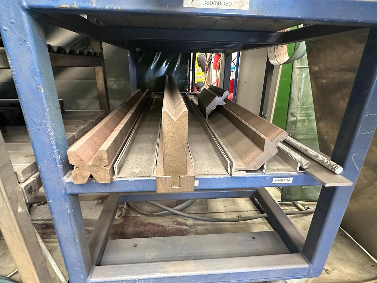 Used 2013 Durma AD-S 40175 CNC Press Brake – 6 Axis – Cybelec ModEva 10S Control