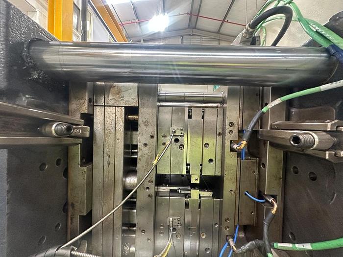 Used 2005 Demag System 110/470-430 Injection Moulding Machine