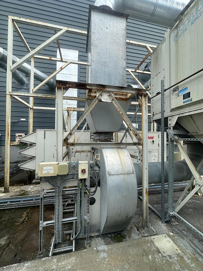 Used Donaldson DFO-3-18R Industrial Extraction System – Complete with Ducting, Fan & Controls