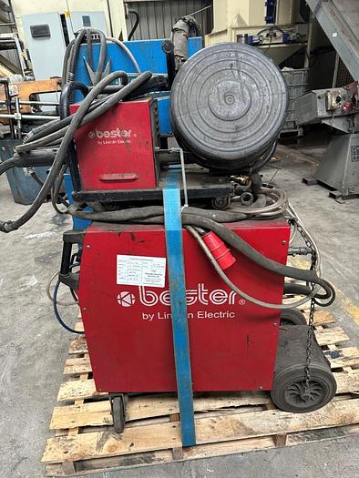 Used Lincoln Bester Magster 351 MIG Welder