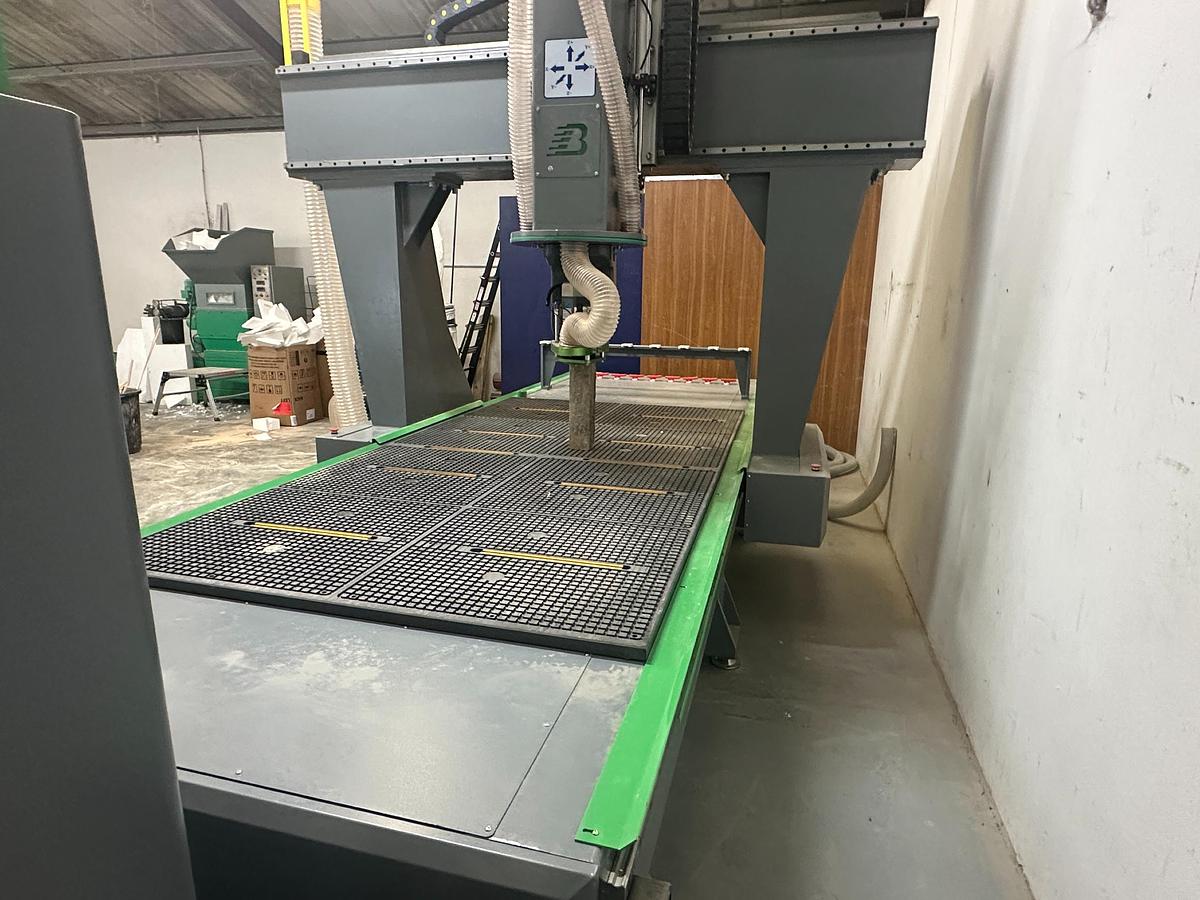 Used 2025 BCAMCNC 5 Axis CNC Router – Like New, Never Used