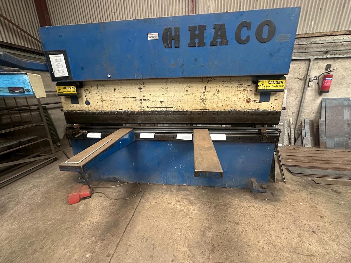 Used 1994 Haco PPM 30100 Hydraulic Pressbrake