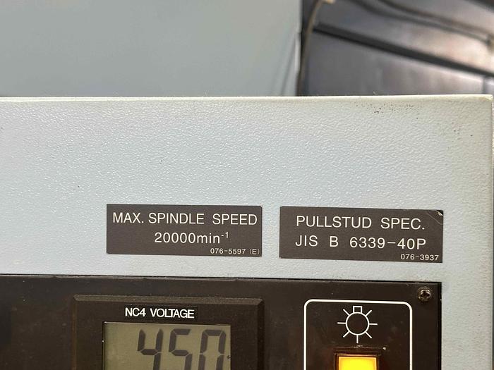 Used 2004 Matsuura MAM72-25V Machining Centre