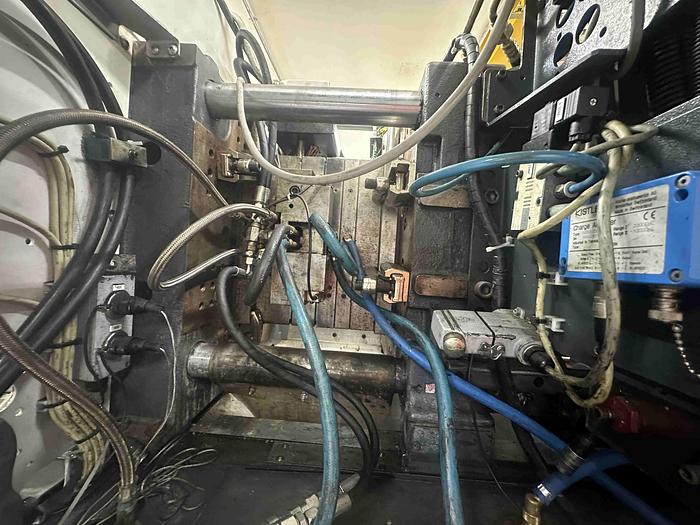 Used 2005 Demag System 60/420-80 Injection Moulding Machine