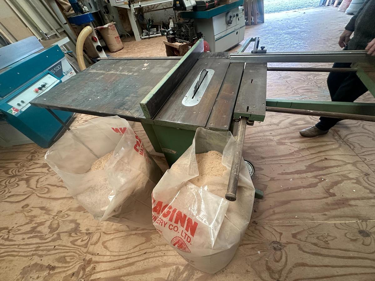 Used 1994 Lazzari CS4 Table Saw with W2500 Sliding Carraige