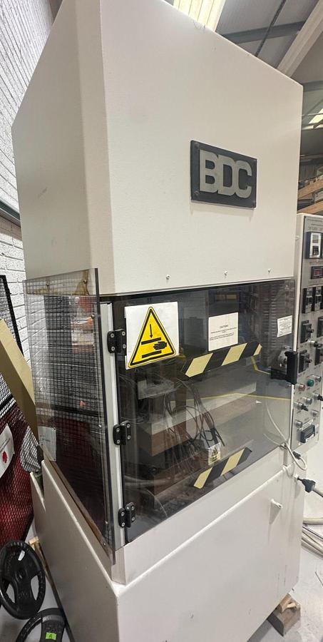 Used BDC 100T Hydraulic Moulding Press | Heated Platen Compression Press