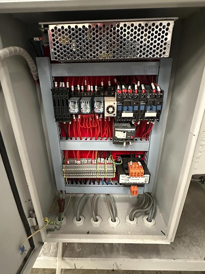 Used 2008 Wegoma AKF125 End Milling Machine