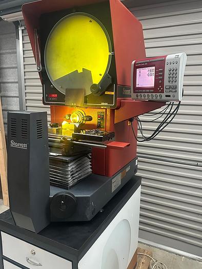 Used Starrett HB400 Profile Projector