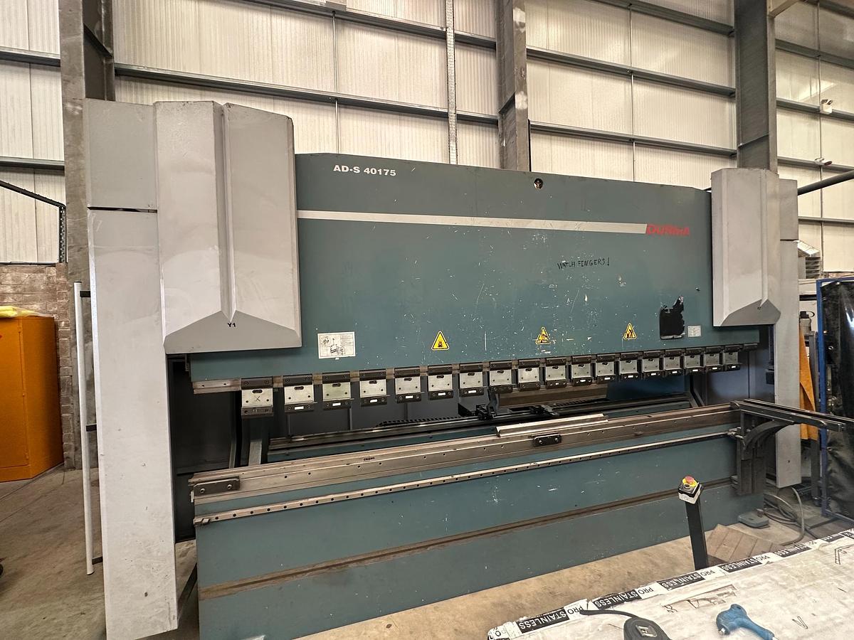 Used 2013 Durma AD-S 40175 CNC Press Brake – 6 Axis – Cybelec ModEva 10S Control