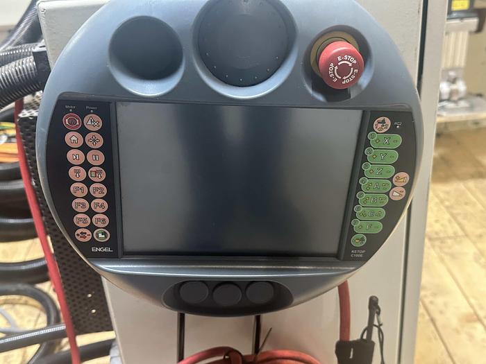 Used 2013 Engel Viper 20 Robot