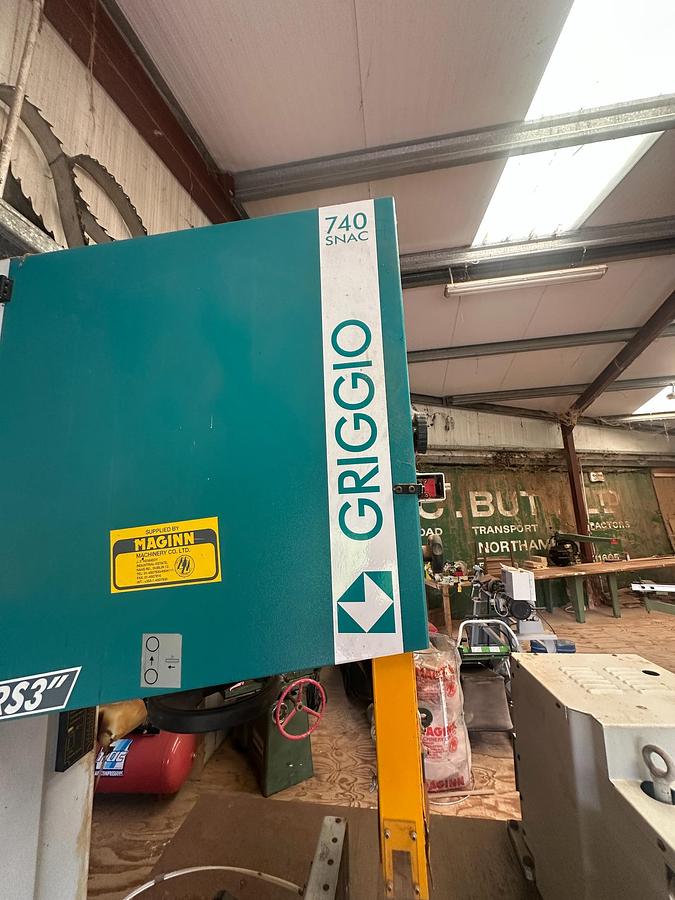 Used 2006 Griggio SNAC 740 RS3 Bandsaw with Feeder