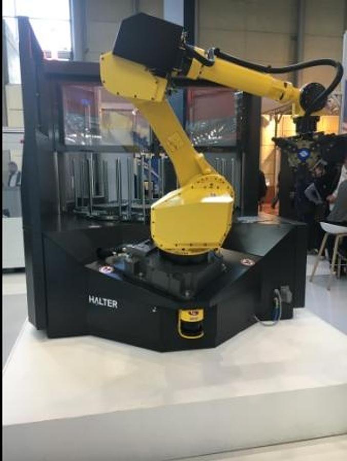 Halter LoadAssistant TurnStacker BIG 35 Loading Robot