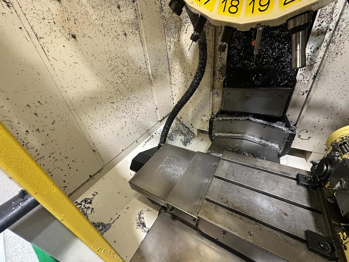 Used 2007 Fanuc Robodrill T21iE 5-Axis CNC | Fanuc 31i | Nikken 5AX-130FA (2017)