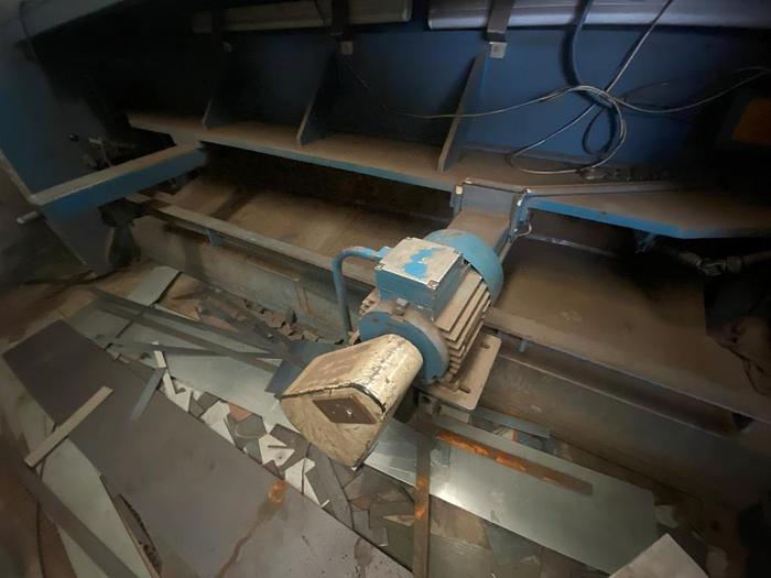 Used 1990 Haco TS 3006 3000mm x 6mm Hydraulic Guillotine
