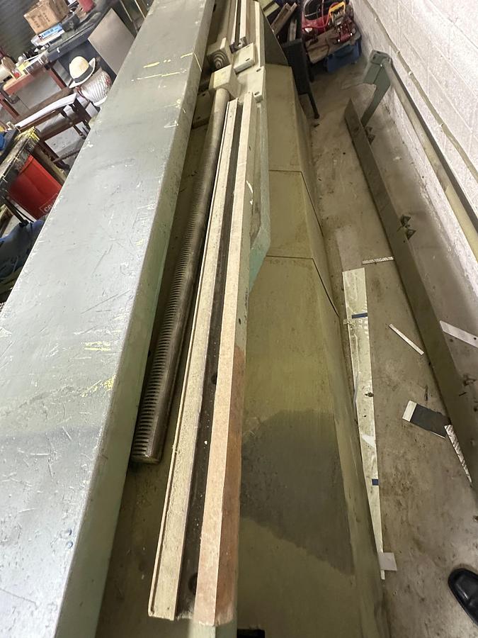 Used Edwards 3.25/2500 DD Mechanical Guillotine Shears for Sale 