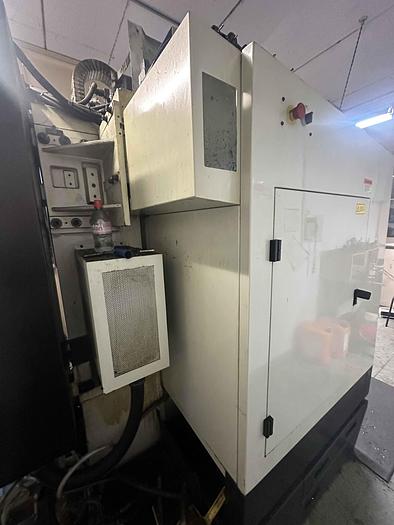 Used 1999 Hurco BMC2416 Machining Centre