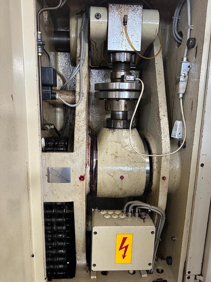 Used 1987 Finzer ZUB 250 Multislide Machine | 250kN 6 Slide